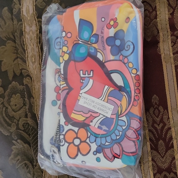 Brighton Handbags - Brighton duo   limited edition crossbery belt bag 🎒 wrapped designed tom Clancy